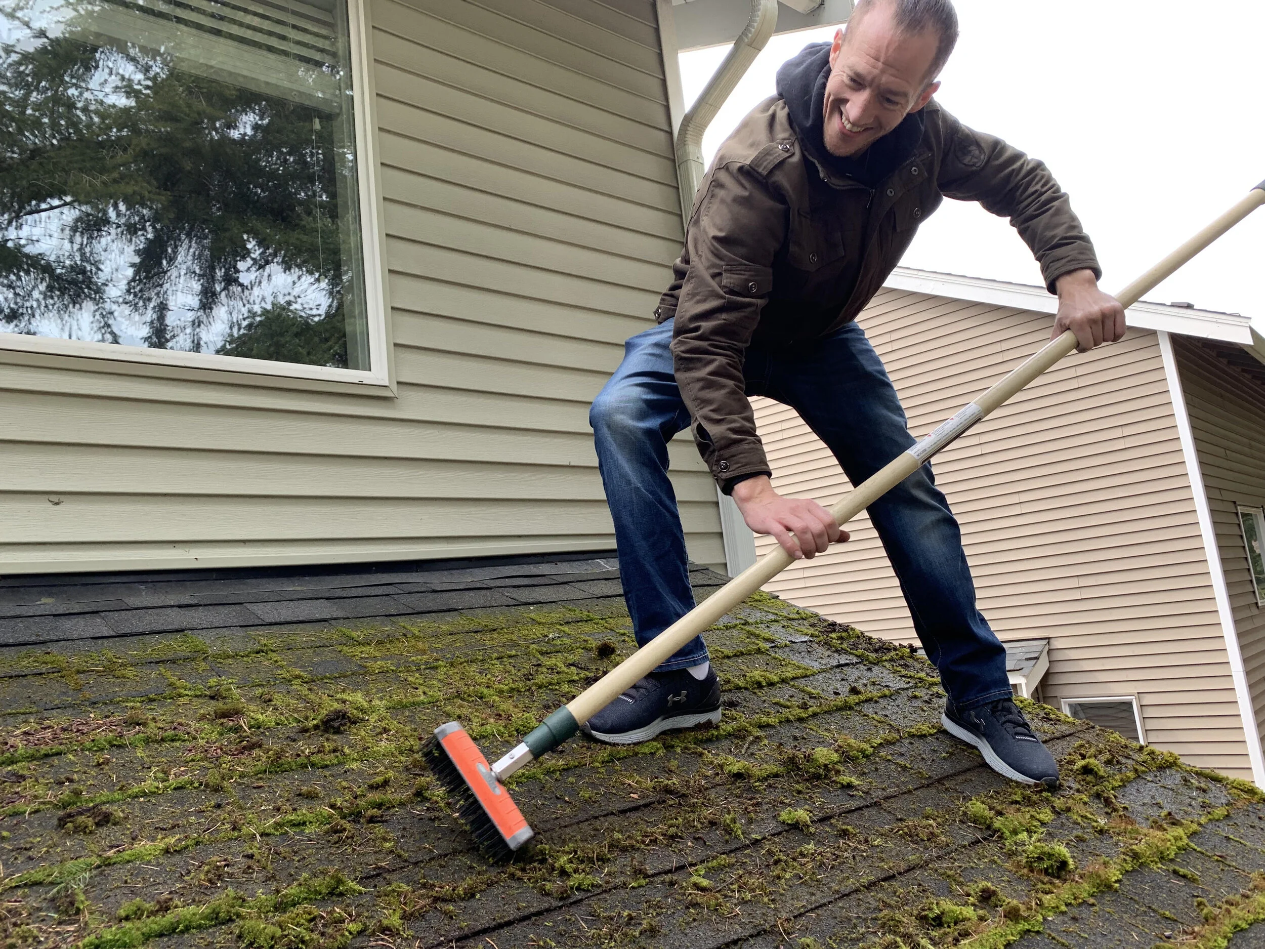 Roof Cleaning